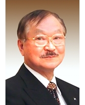 鈴鹿病院名誉院長 小長谷　正明